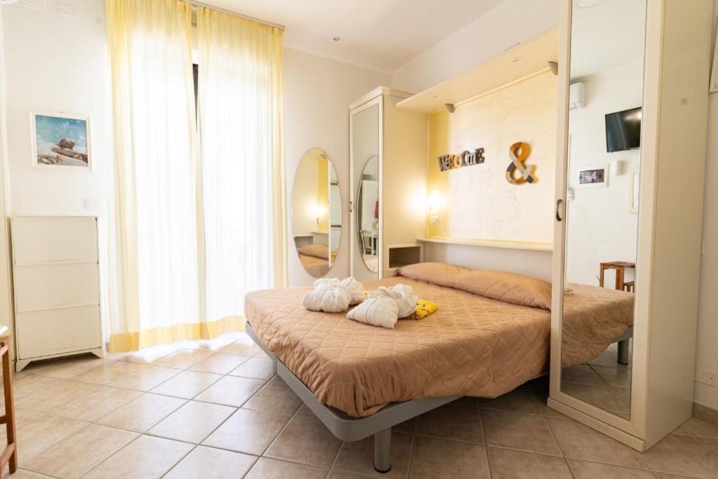 מילאנו מריטימה Hotel Byron מראה חיצוני תמונה