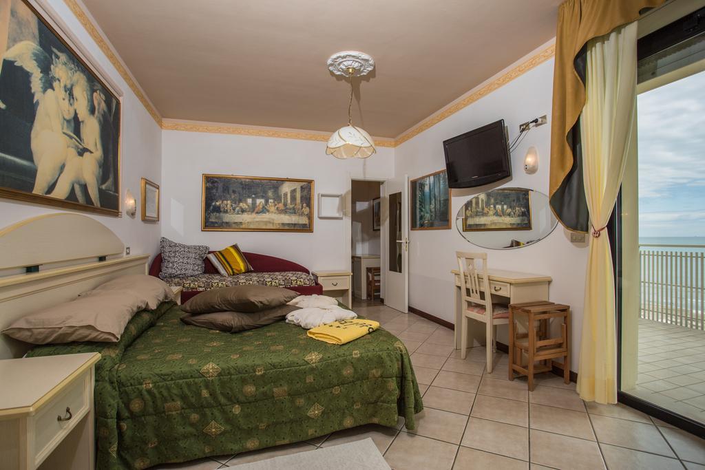 מילאנו מריטימה Hotel Byron מראה חיצוני תמונה