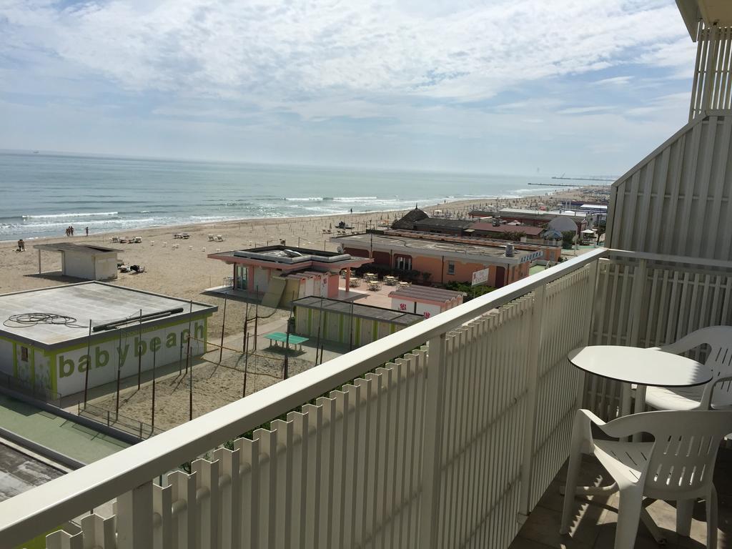 מילאנו מריטימה Hotel Byron מראה חיצוני תמונה