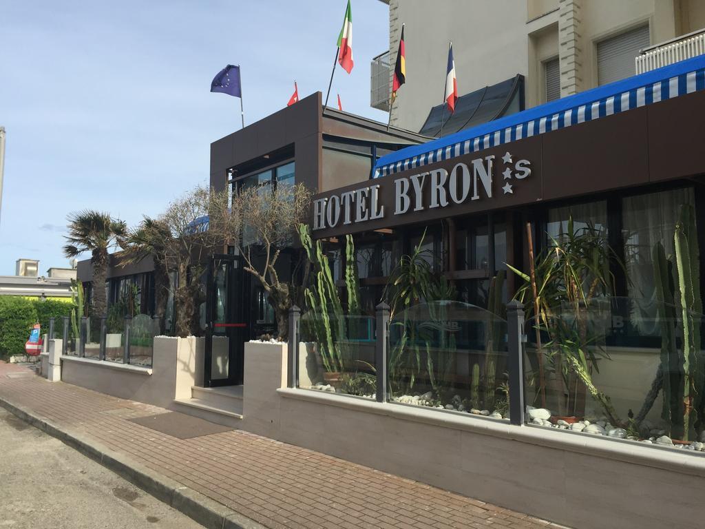 מילאנו מריטימה Hotel Byron מראה חיצוני תמונה